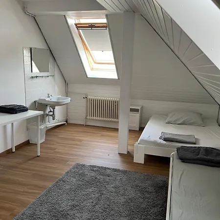 Privatzimmer In Zentraler Lage In Geislingen Geislingen an der Steige Exterior photo